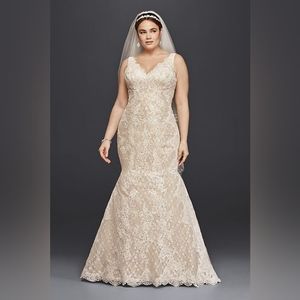 Oleg Cassini 20W Lace Wedding Dress NWT